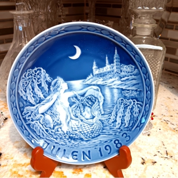 Grande Porcelain Copenhagen Other - Julen 1983 Royal Copenhagen Denmark Porcelain Plate